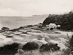 Click to view image Buildings at Studland Bay lost to the sea