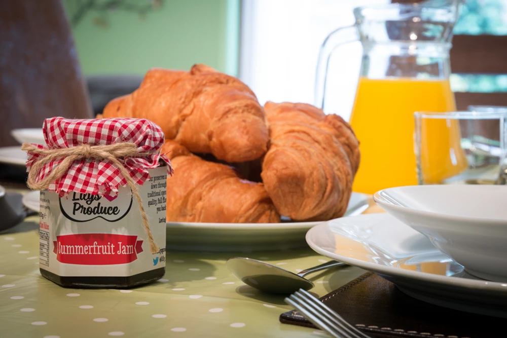 Click to view large photo 1