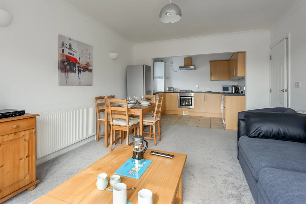 Click to view large photo 3