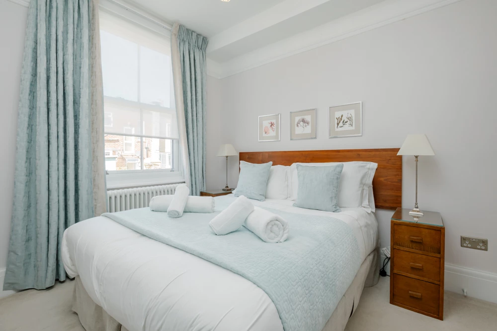 Click to view large photo 0