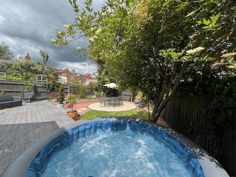 Click to view large photo 0