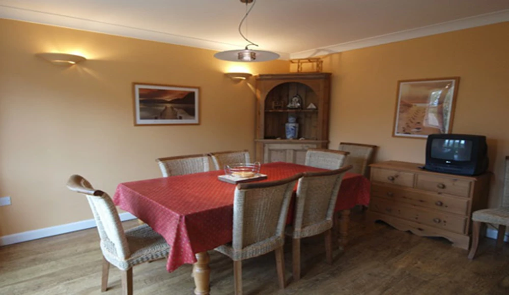 Click to view large photo 1