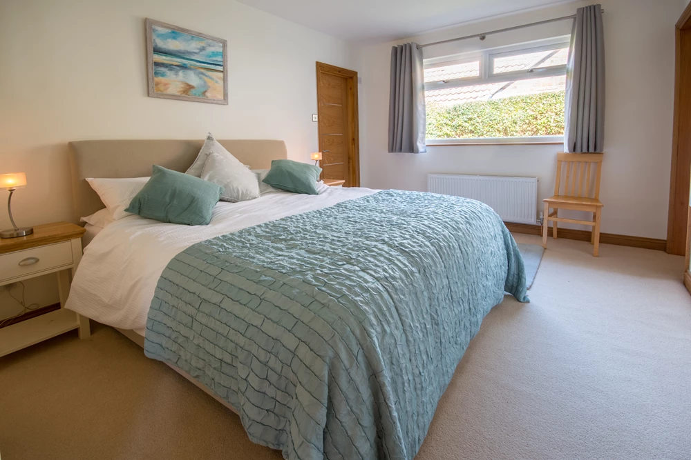 Click to view large photo 1