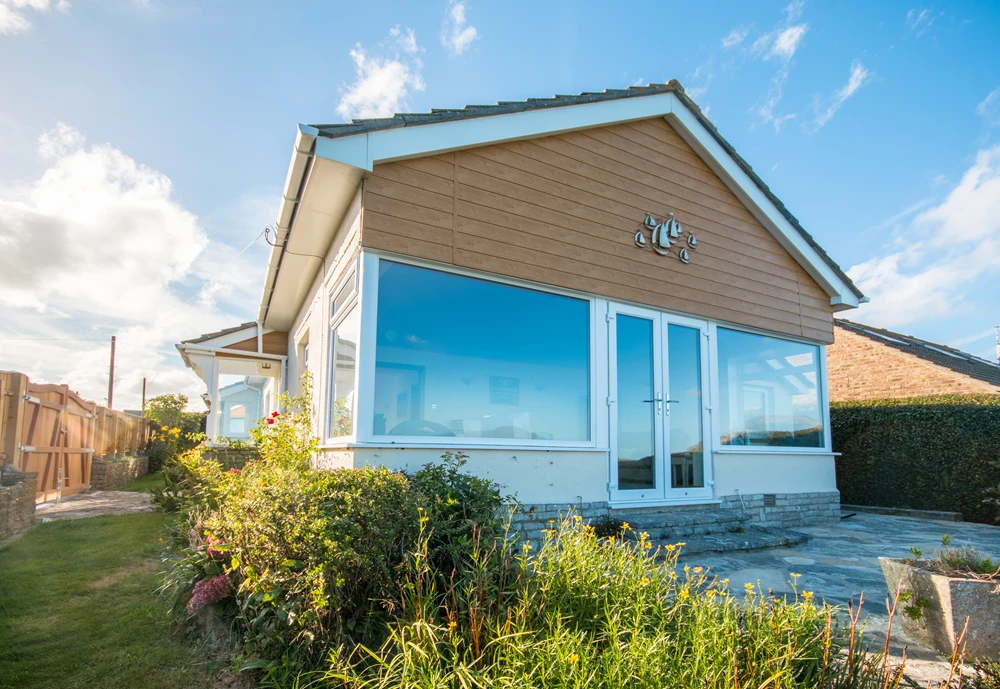 Click to view large photo 2