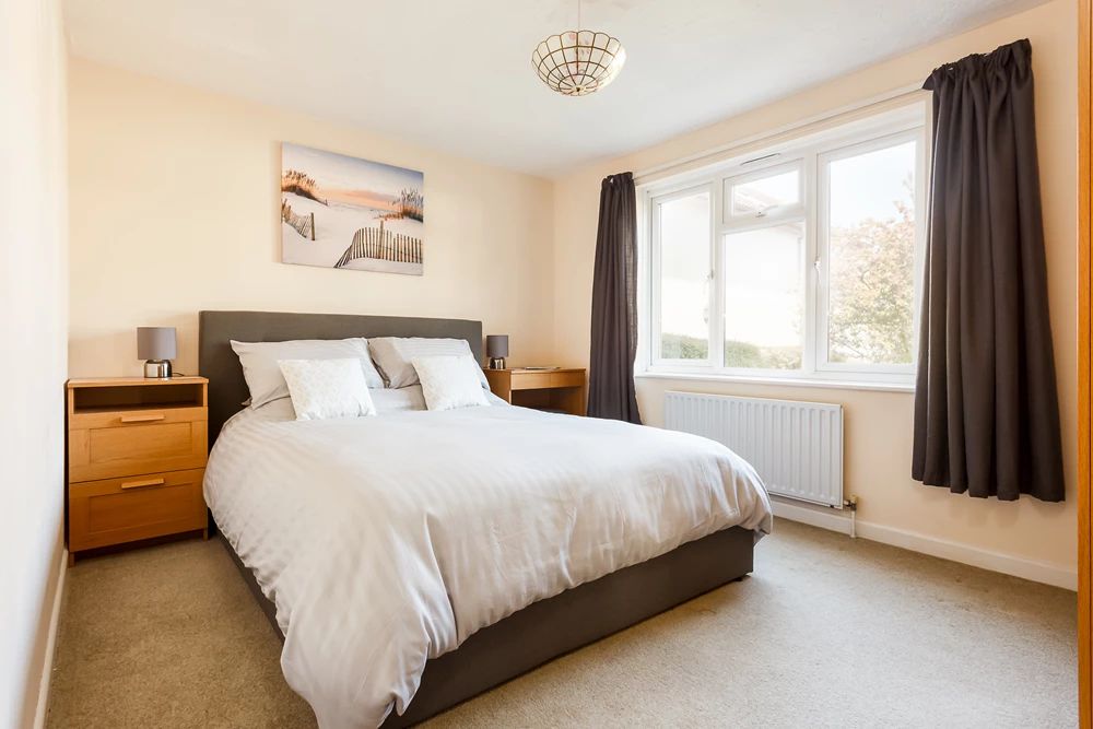 Click to view large photo 1