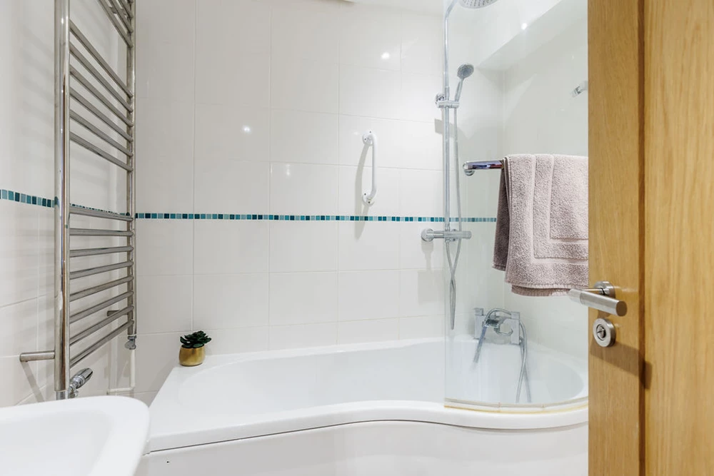 Click to view large photo 6