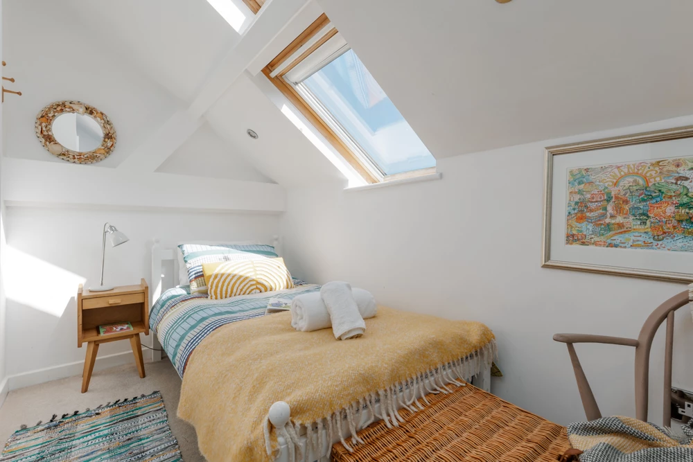 Click to view large photo 5