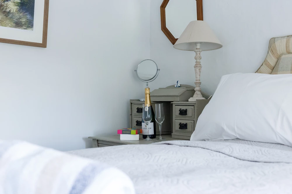 Click to view large photo 1