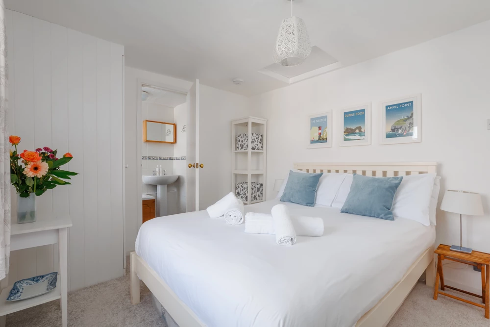 Click to view large photo 5