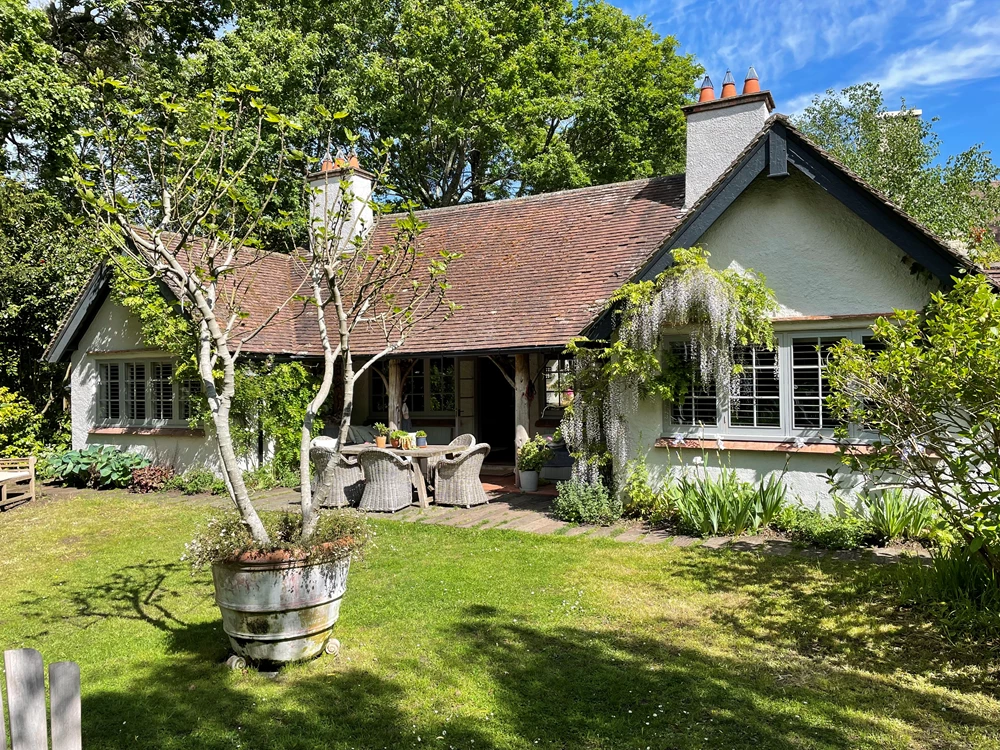 Click to view large photo 17