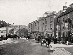 Swanage lower High Street in the late 1800s - Ref: VS2285