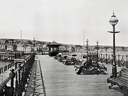 Swanage Victorian Piers - Ref: VS2462