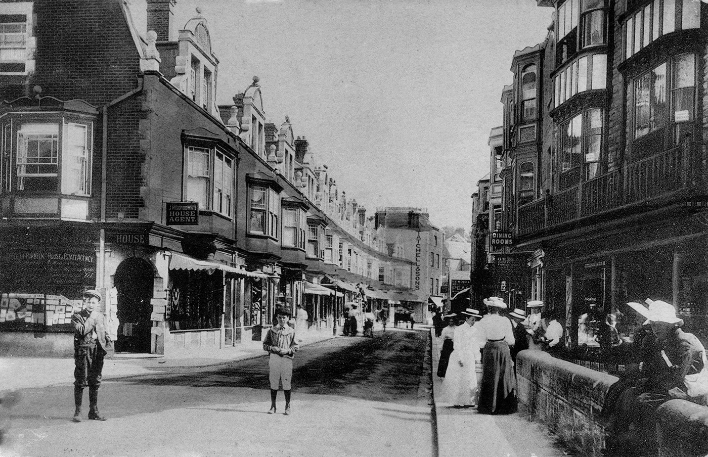 Institute Road in the late 1800s or early 1900s