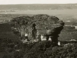 Click to view image Agglestone Rock before it fell