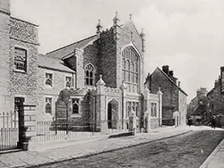 Swanage Congregational Church and High Street - Ref: VS2445