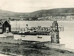 Click to view image Paddle Steamers at the Piers