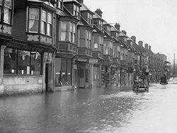 Flooding in Station Road in March 1914 - Ref: VS2350