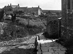 Click to view image Pikes Lane in Worth Matravers
