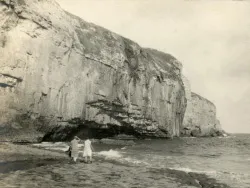 Dancing Ledge in 1928 - Ref: VS2050