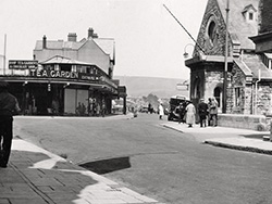 Click to view image Institute Road looking towards Shore Road in 1929 - 2114