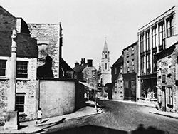 Click to view image High Street and the Narrows - 2230