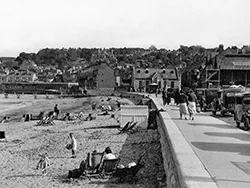 Click to view image Shore Road and the Beach