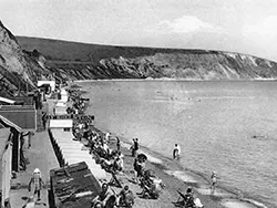 T Shelston Beach Huts at Ocean Bay - Ref: VS2405