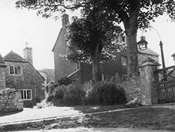 Houses at Worth Matravers - Ref: VS2334