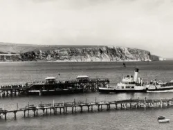 Click to view image Paddle Steamer Monarch at Swanage Pier
