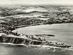 Peveril Point and Swanage Bay from Durlston Bay - Ref: VS2591