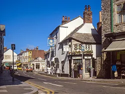 Click to view image Swanage High Street and Anchor Pub