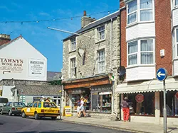 Click to view image Lloyds Chemists on the High Street