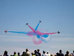 Red Arrows - Ref: VS1144