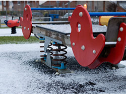 Click to view image Seesaw with ice - 1160