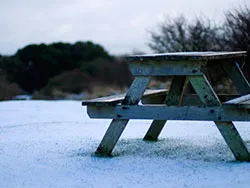 Snowy Bench - Ref: VS1173