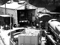 Snow on the Railway Turntable - Ref: VS1167