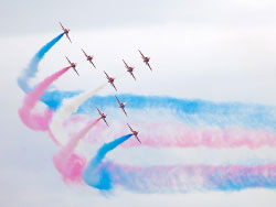 Click to view image Red Arrows - 1453