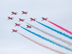 Click to view image Red Arrows - 1455
