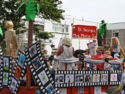 Click to view image Swanage Carnival