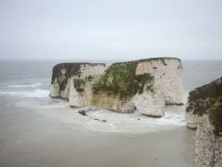 Old Harry Rocks after a storm - Ref: VS1526