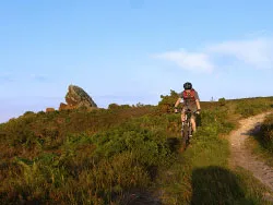 Riding by Agglestone Rock - Ref: VS1553