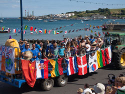 Click to view image Swanage Carnival - 1723