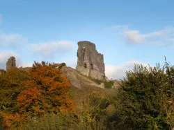 Click to view image Corfe Castle in the Autumn