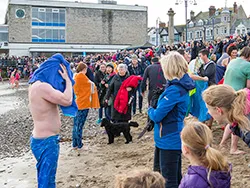 Click to view image Boxing day Swim