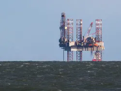 Click to view image Exploration Temporary Oil Platform