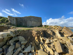 Click to view The old Lookout at Peveril