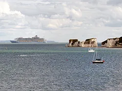 Anthem of the Seas and Old Harry Rocks - Ref: VS2122