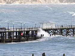 Click to view image Swanage Pier in Storm Alex