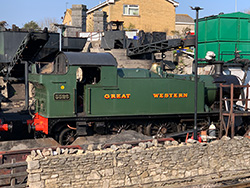 5526 GWR 2-6-2T At Swanage - Ref: VS2284