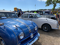 Click to view image Carnival Classic Car Show - 2312